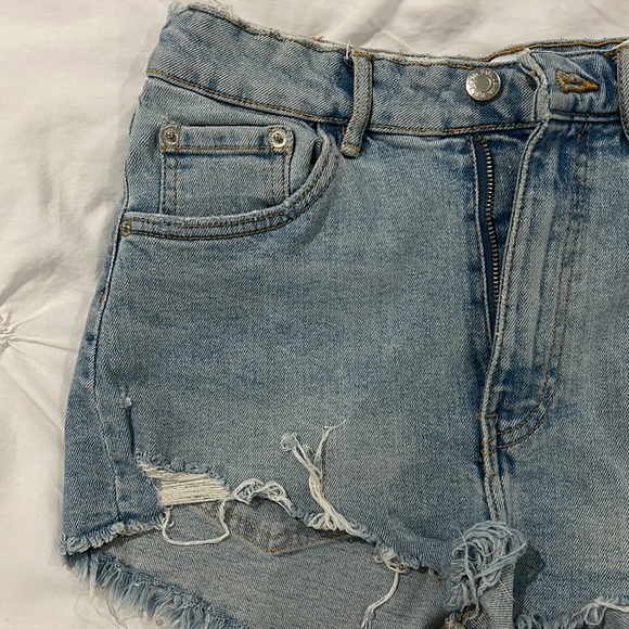 Zara denim shorts - Picture 3 of 3